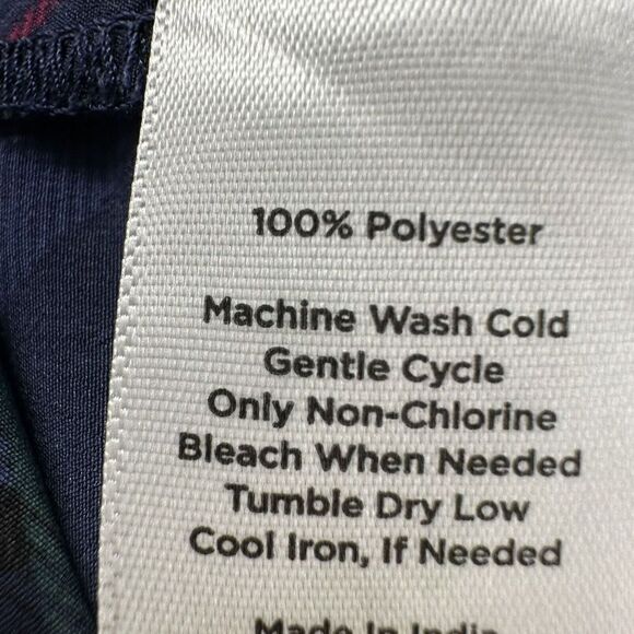 Talbots Plaid Top Blue Sleeveless Round Neck Size M Pin Tucked Classic Preppy - Picture 7 of 7